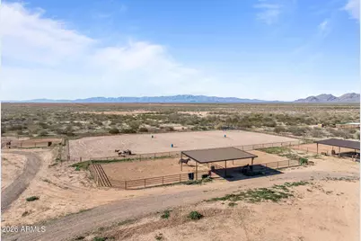 46629 W Luray Road, Wickenburg, AZ 85390 - Photo 8