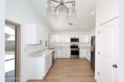 2841 S Camellia Drive, Chandler, AZ 85286 - Photo 10