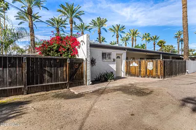 1441 E Maryland Avenue #10, Phoenix, AZ 85014 - Photo 2