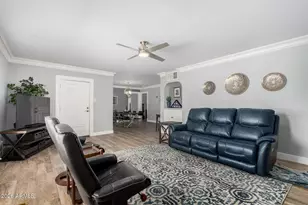 921 W Verde Ln, Phoenix, AZ 85013 - Photo 2