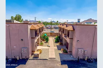 3044 E Beck Lane, Phoenix, AZ 85032 - Photo 4