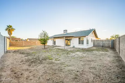 8601 N 85th Avenue, Peoria, AZ 85345 - Photo 16