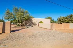 37005 N 7th St, Phoenix, AZ 85086 - Photo 40
