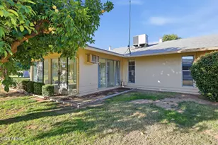 19045 N Signal Butte Cir, Sun City, AZ 85373 - Photo 38