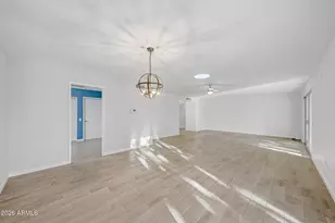 19045 N Signal Butte Cir, Sun City, AZ 85373 - Photo 16