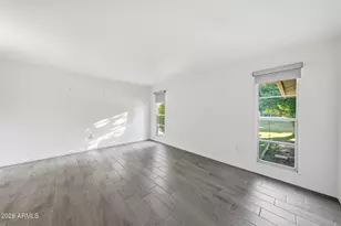 19045 N Signal Butte Cir, Sun City, AZ 85373 - Photo 4