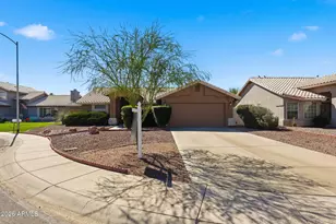 8447 W Aster Dr, Peoria, AZ 85381 - Photo 24