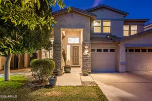 2442 E Glass Ln, Phoenix, AZ 85042 - Photo 2