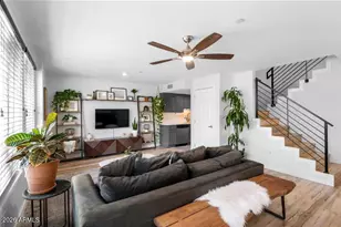 2929 N 39th St, Phoenix, AZ 85018 - Photo 1