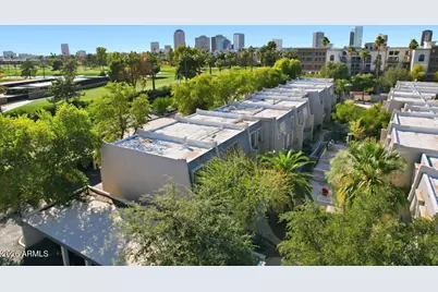 1012 E Osborn Road #E, Phoenix, AZ 85014 - Photo 2