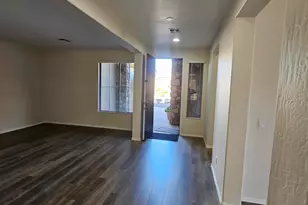 3409 W Warren Dr, Anthem, AZ 85086 - Photo 10