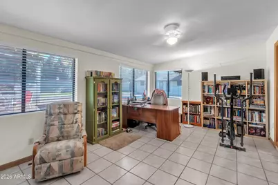 13201 N 64th Drive, Glendale, AZ 85304 - Photo 8