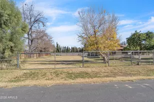 13201 N 64th Dr, Glendale, AZ 85304 - Photo 56