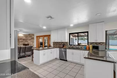 13201 N 64th Drive, Glendale, AZ 85304 - Photo 38