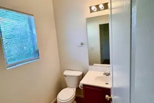 9527 N 82nd Ln, Peoria, AZ 85345 - Photo 8