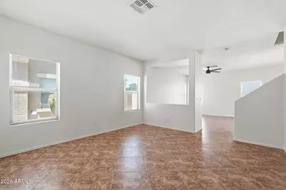 9527 N 82nd Lane, Peoria, AZ 85345 - Photo 4