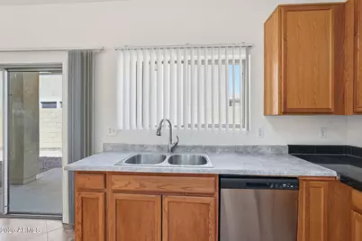 9527 N 82nd Lane, Peoria, AZ 85345 - Photo 16