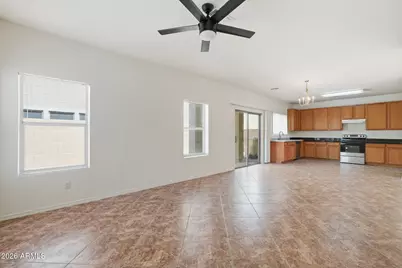 9527 N 82nd Lane, Peoria, AZ 85345 - Photo 10