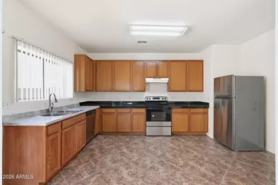 9527 N 82nd Lane, Peoria, AZ 85345 - Photo 12