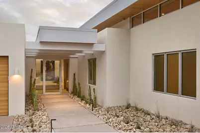 7201 N 47th Street, Paradise Valley, AZ 85253 - Photo 2