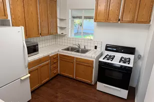 4014 N 33rd Pl, Phoenix, AZ 85018 - Photo 6