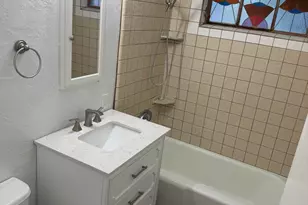 4014 N 33rd Pl, Phoenix, AZ 85018 - Photo 10