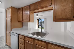 3033 E Devonshire Ave, Phoenix, AZ 85016 - Photo 10