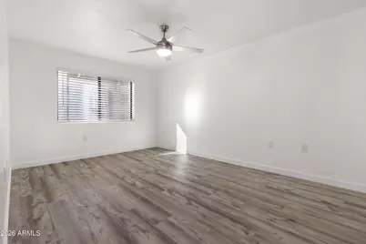 3033 E Devonshire Avenue #2005, Phoenix, AZ 85016 - Photo 16