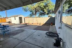 222 E Southgate Ave, Phoenix, AZ 85040 - Photo 4