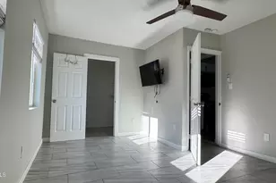 222 E Southgate Ave, Phoenix, AZ 85040 - Photo 28