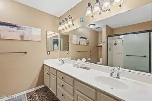 8950 W Wenden Dr, Arizona City, AZ 85123 - Photo 20