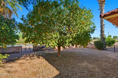 8950 W Wenden Drive, Arizona City, AZ 85123 - Photo 32
