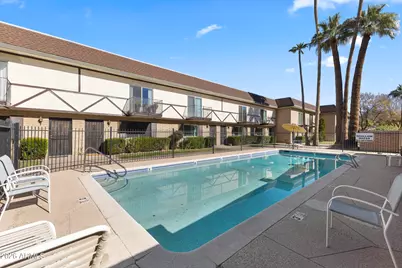 8135 N Central Avenue #4, Phoenix, AZ 85020 - Photo 2