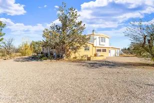 5681 S Moson Rd, Hereford, AZ 85615 - Photo 6