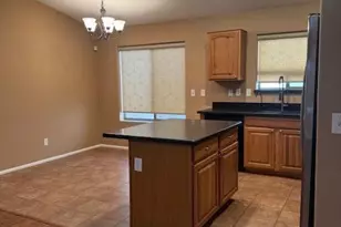 42815 W Sunland Ct, Maricopa, AZ 85138 - Photo 4