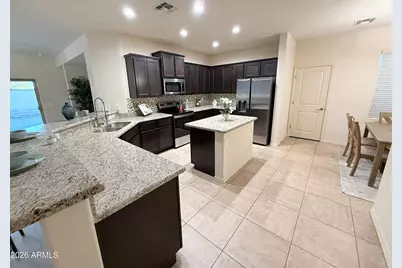 207 E Carob Drive, Chandler, AZ 85286 - Photo 2