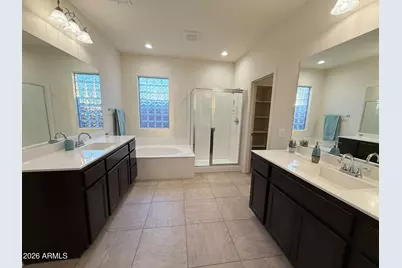 207 E Carob Drive, Chandler, AZ 85286 - Photo 8