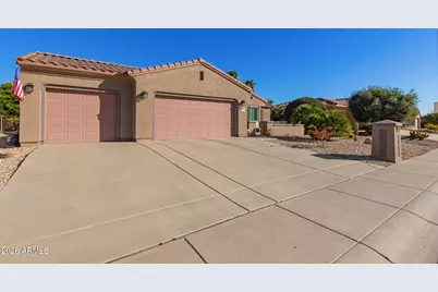 17666 W Calistoga Drive, Surprise, AZ 85387 - Photo 2