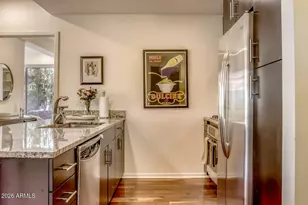 7131 E Rancho Vista Dr, Scottsdale, AZ 85251 - Photo 2