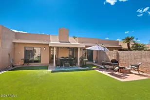 9058 E Gelding Dr, Scottsdale, AZ 85260 - Photo 2