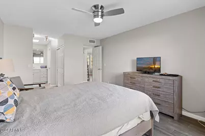 9058 E Gelding Drive, Scottsdale, AZ 85260 - Photo 12