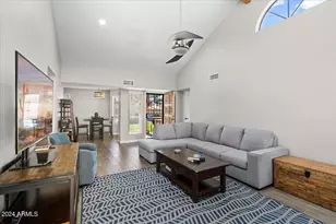 9058 E Gelding Dr, Scottsdale, AZ 85260 - Photo 4