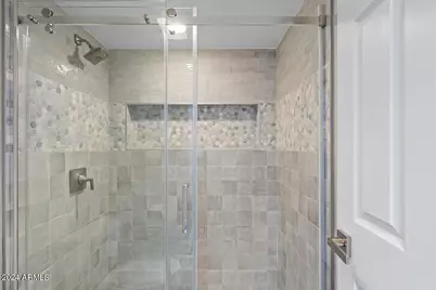 9058 E Gelding Drive, Scottsdale, AZ 85260 - Photo 14