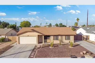 8316 W Sweetwater Avenue, Peoria, AZ 85381 - Photo 2