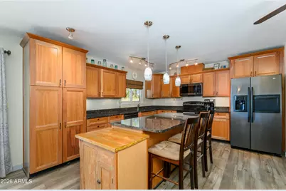 17408 N 42nd Lane, Glendale, AZ 85308 - Photo 2