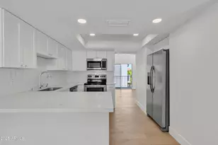 220 N 22nd Pl, Mesa, AZ 85213 - Photo 1