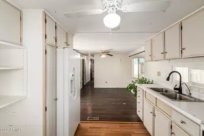 1050 E Broadway Avenue #18, Apache Junction, AZ 85119 - Photo 12