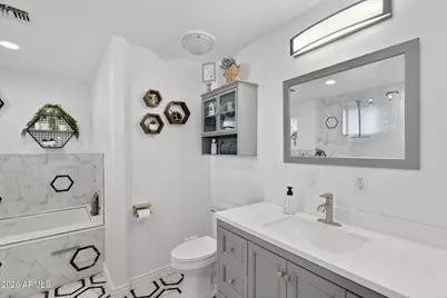 13202 W Ocotillo Road, Glendale, AZ 85307 - Photo 28