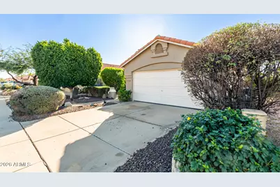 4457 E Verbena Drive, Phoenix, AZ 85044 - Photo 2