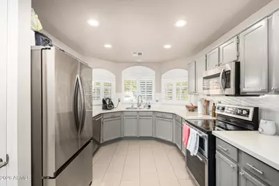 4457 E Verbena Drive, Phoenix, AZ 85044 - Photo 8